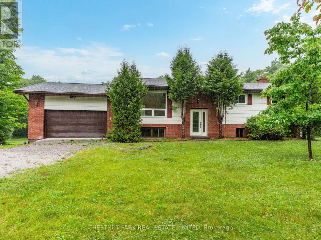 4135 KENNISIS LAKE ROAD, 
