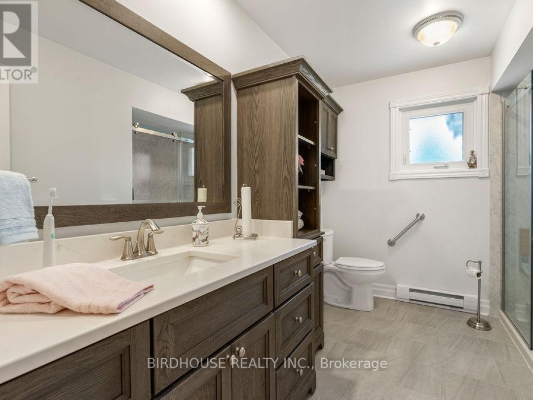 20 DOBLE DRIVE, Kawartha Lakes (Oakwood)