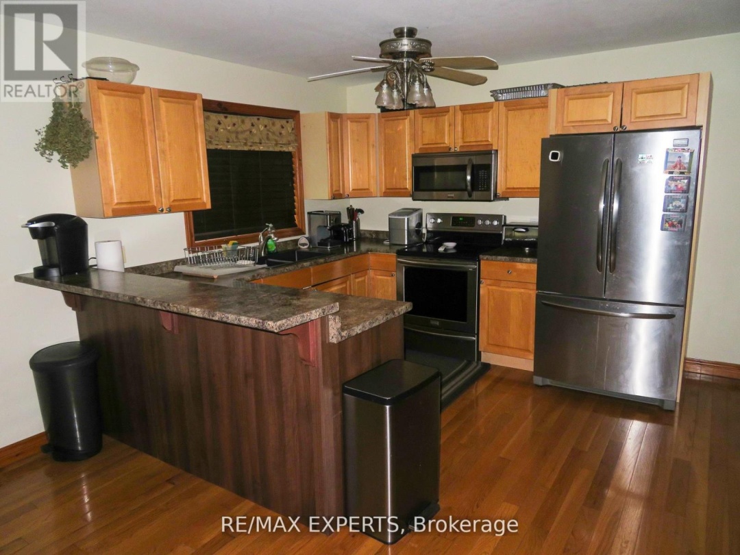 3771 HARRY'S LANE, Ramara