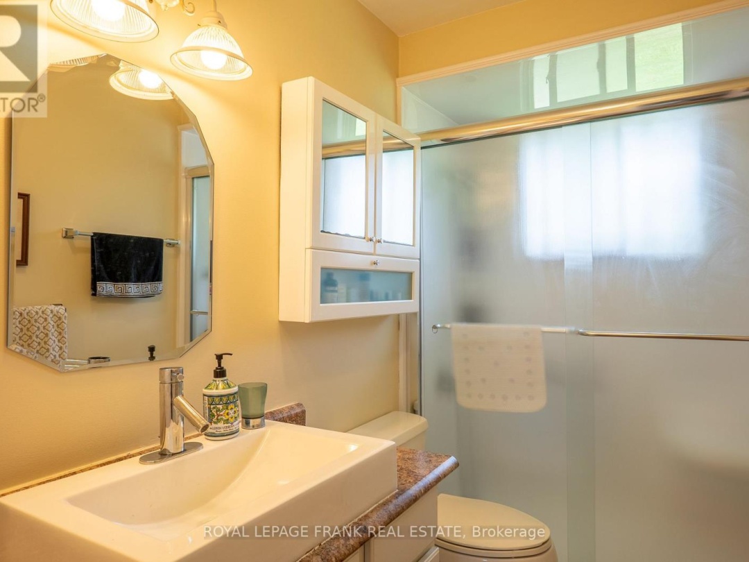 383 OLD SURREY LANE,