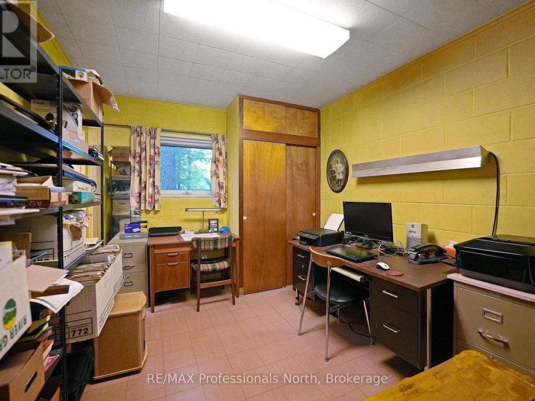20871 HIGHWAY 35, Wren Lake