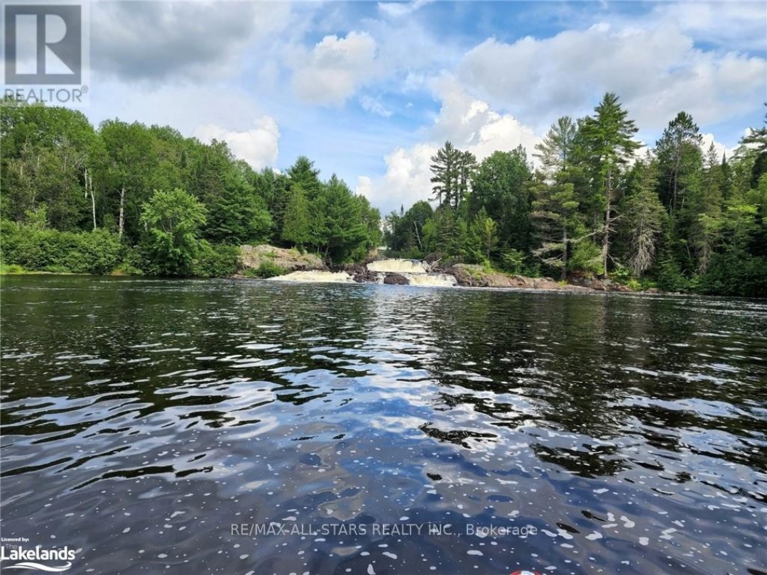 #1 1006 Foxpoint Road, Lake of Bays