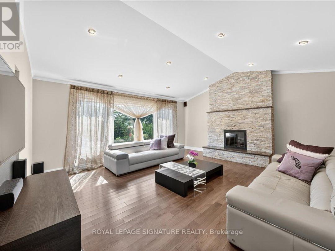 27900 THORAH SIDE ROAD, 