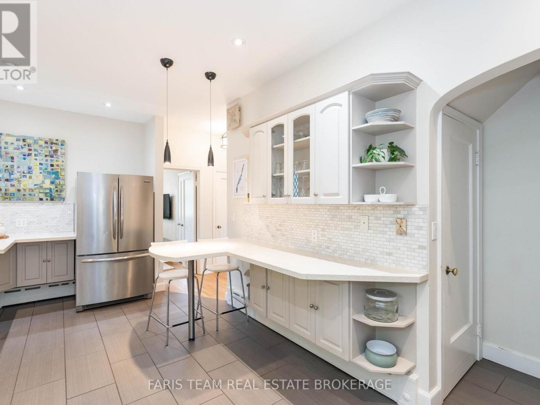 44 TECUMSETH STREET, 