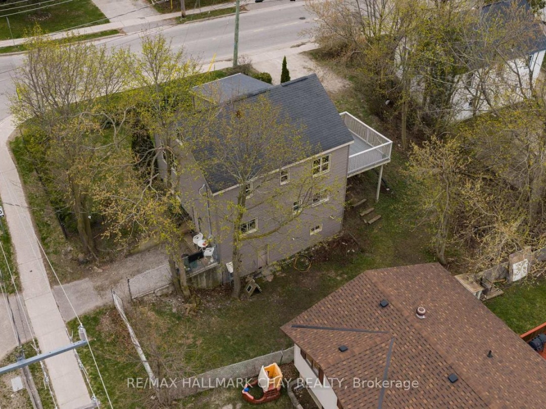 296 BARRIE ROAD, Orillia
