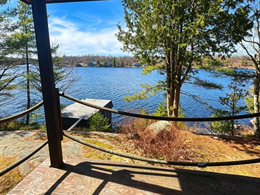 55 HEALEY LAKE WATER, Healey Lake