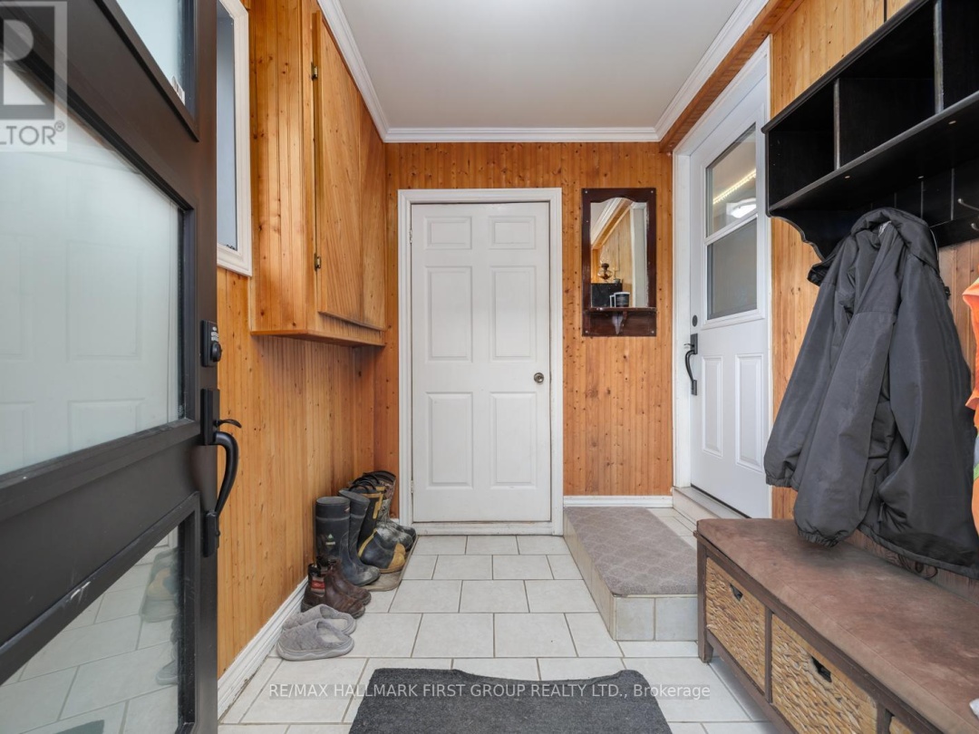 6386 BLUEBIRD STREET, St John Lake