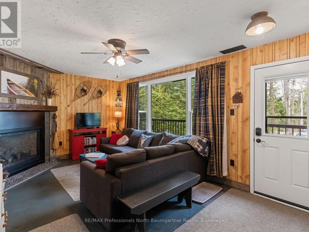 2041 GLAMOR LAKE ROAD, Highlands East (Monmouth)
