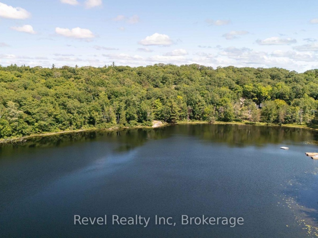 14 ZHAAWASHKWAA MIIKAN ROAD, Clear Lake
