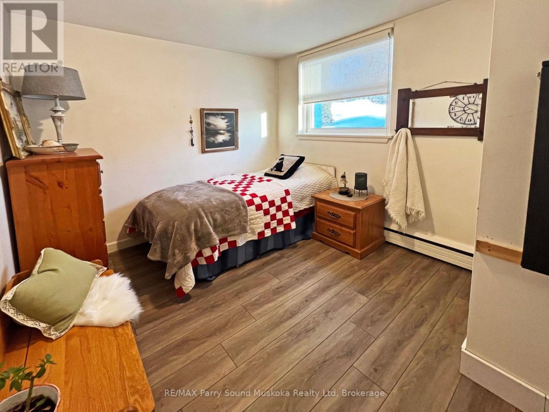 4 - 118 ISABELLA STREET, Parry Sound