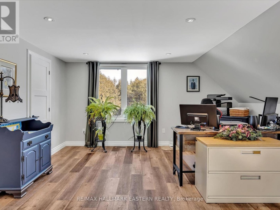 487 FAIRBAIRN ROAD, 