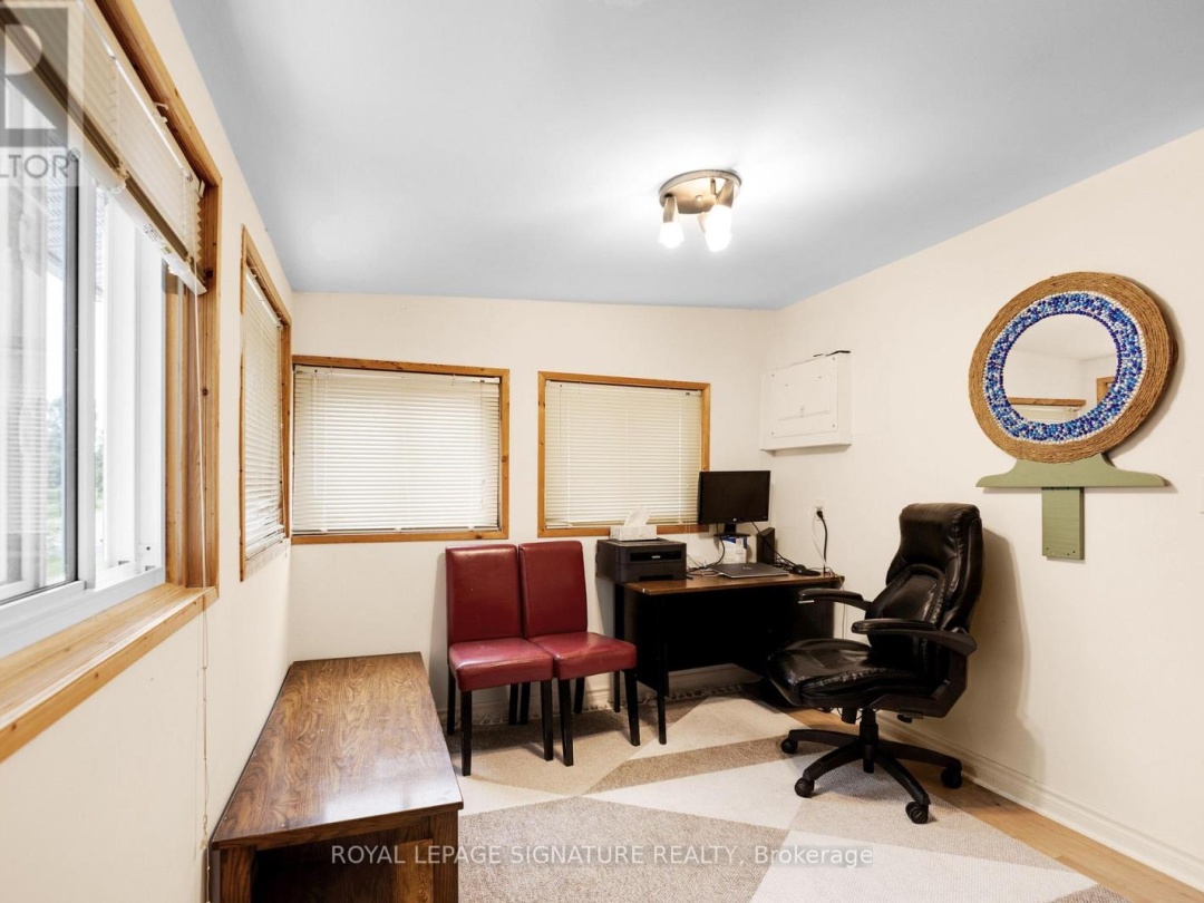 25 PLAYFAIR DRIVE, Sturgeon River