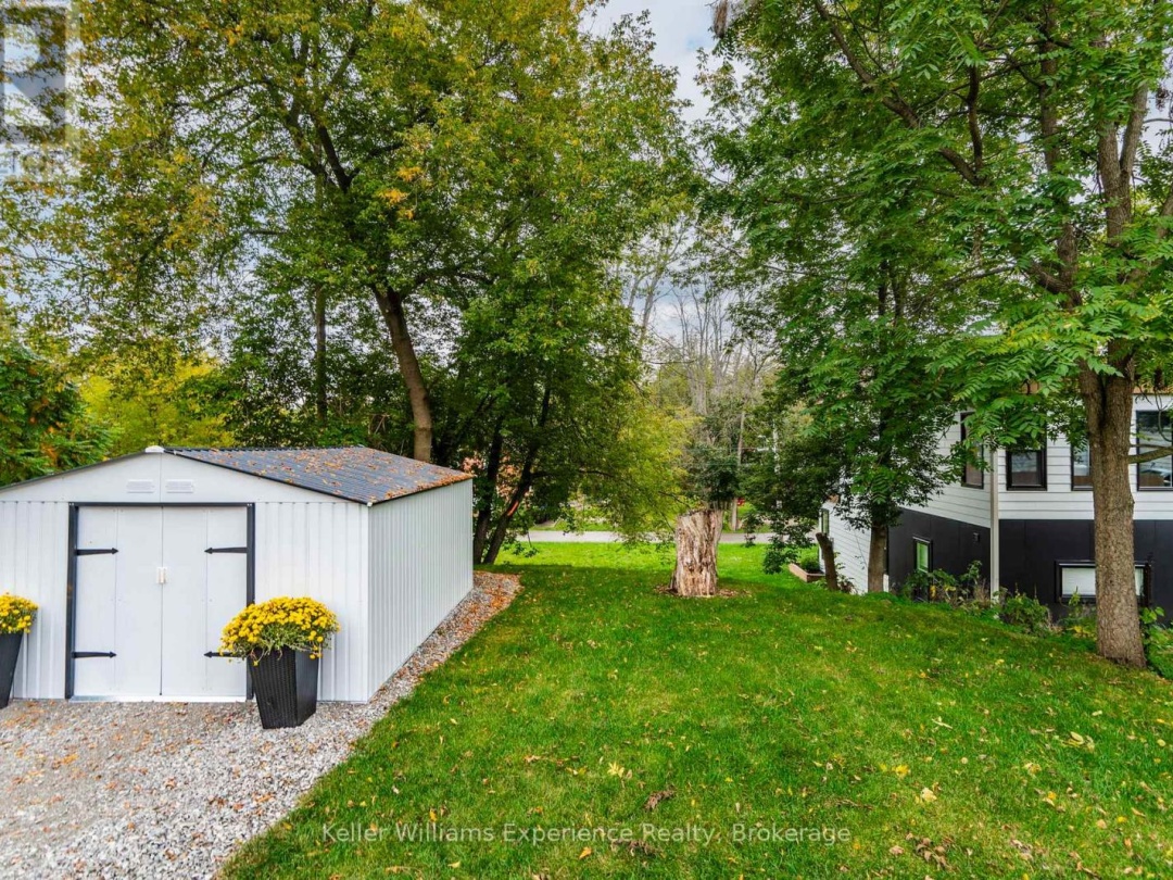 3355 MUSKOKA STREET, Severn (Washago)