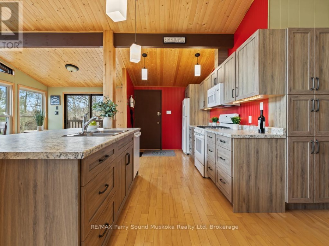 391 SALMON LAKE ROAD, Salmon Lake