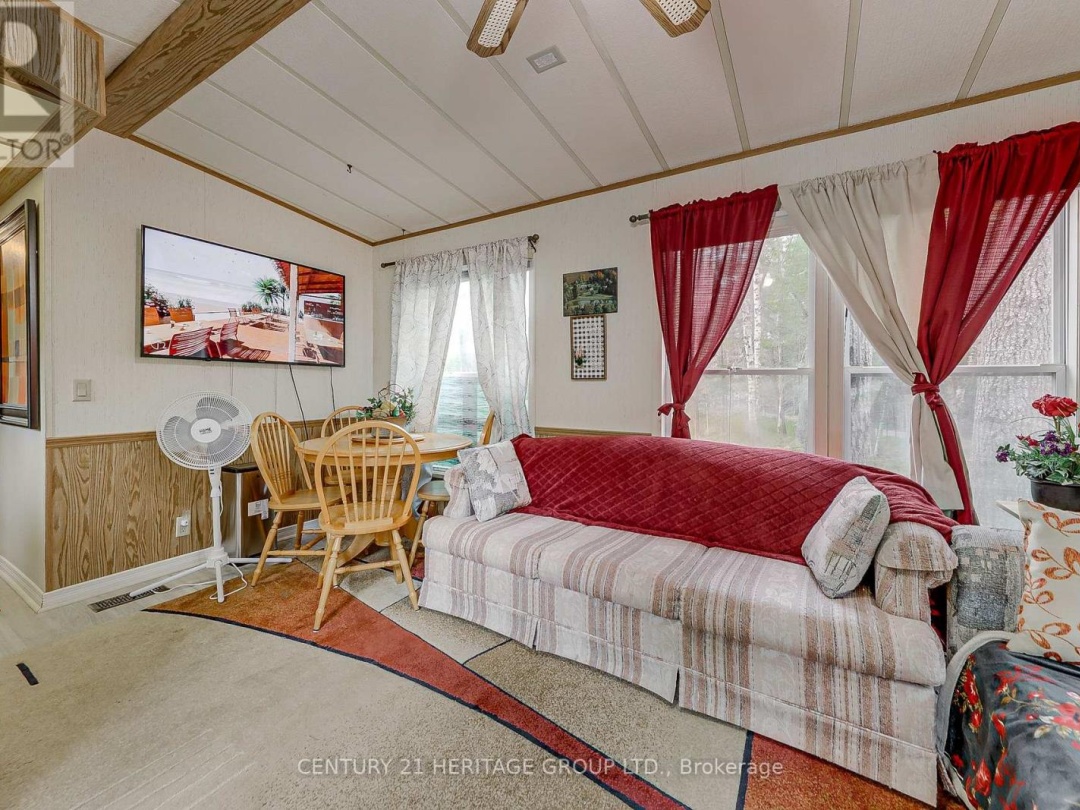 4411 UPPER BIG CHUTE ROAD, 