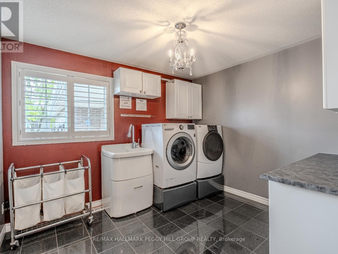 4653 KURTIS DRIVE, Ramara (Atherley)