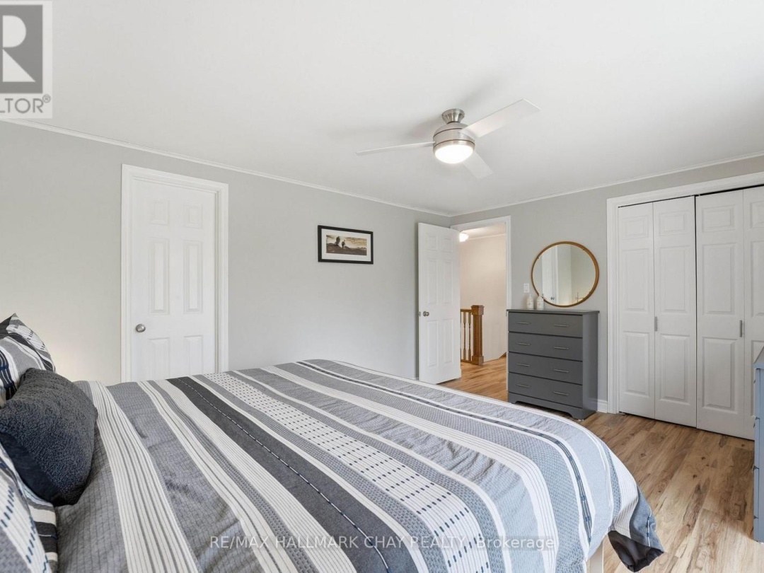 4350 PLUM POINT ROAD, Lake Simcoe