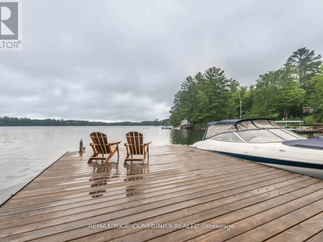 2085 CRYSTAL LAKE ROAD, Crystal Lake