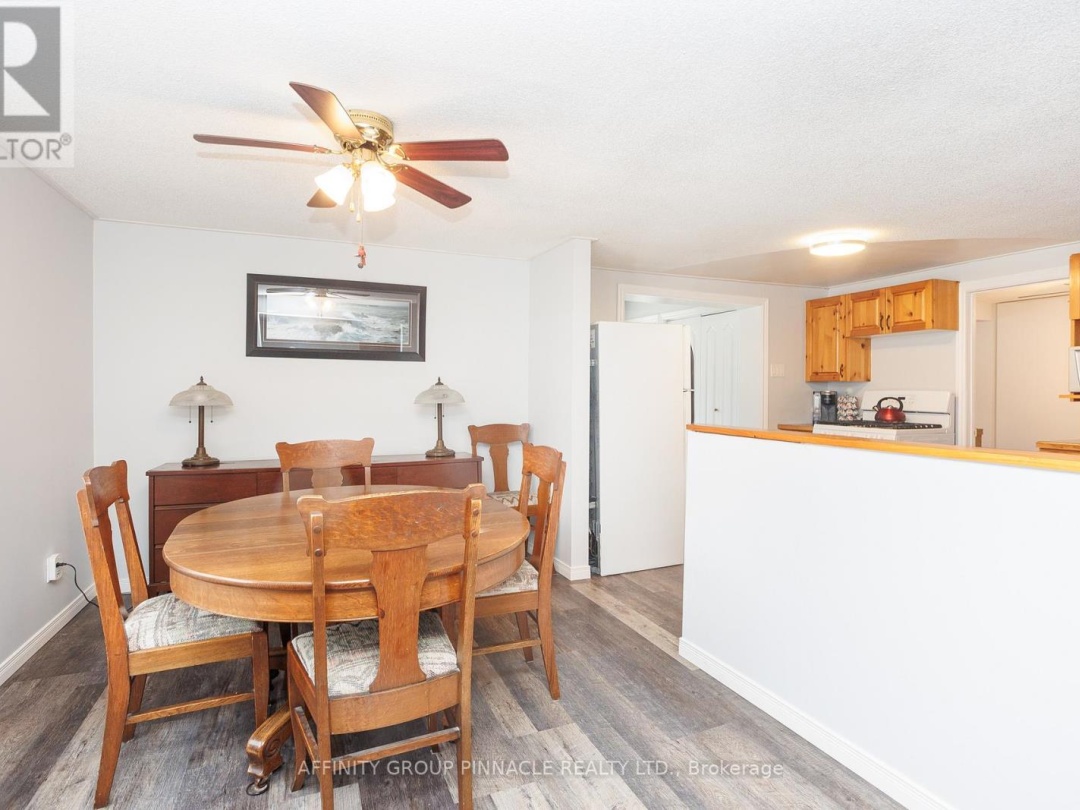 106 COLDSTREAM ROAD, Rosedale Lake