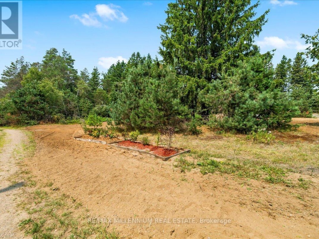 3529 HIGHWAY 118 E, Bracebridge (Oakley)