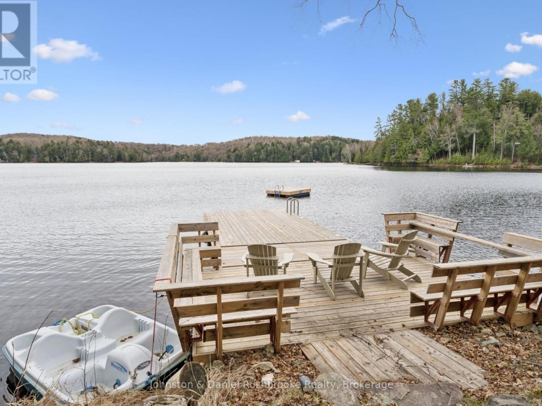 29 ENA DRIVE, Harp Lake