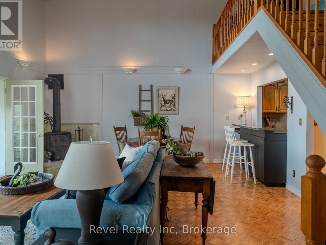 14 SWALLOW ROAD, Miller Lake