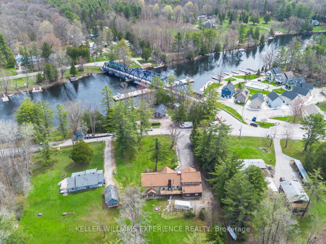 1936 PENINSULA POINT ROAD, 