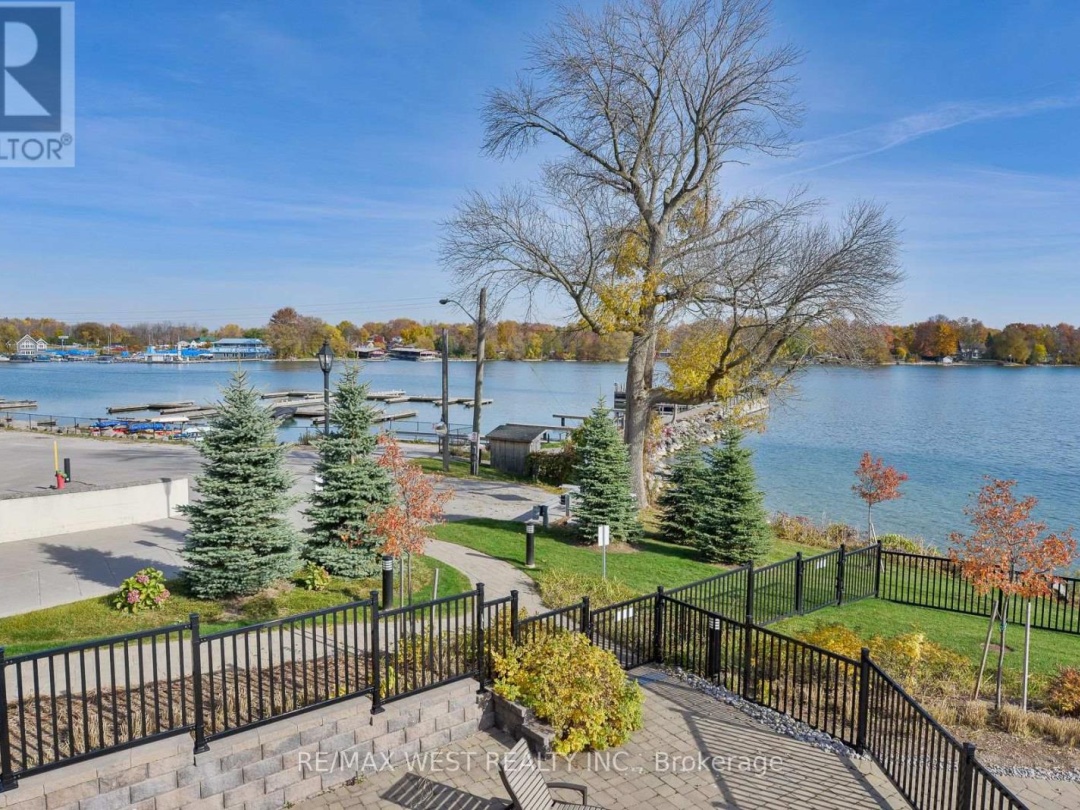 105 90 Orchard Point, Simcoe Lake