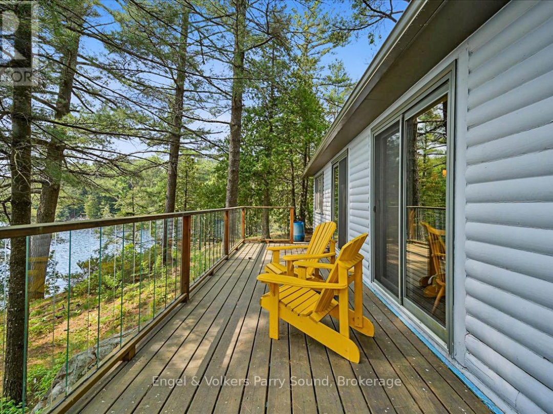 53 BIRDWOOD LANE, Harris Lake