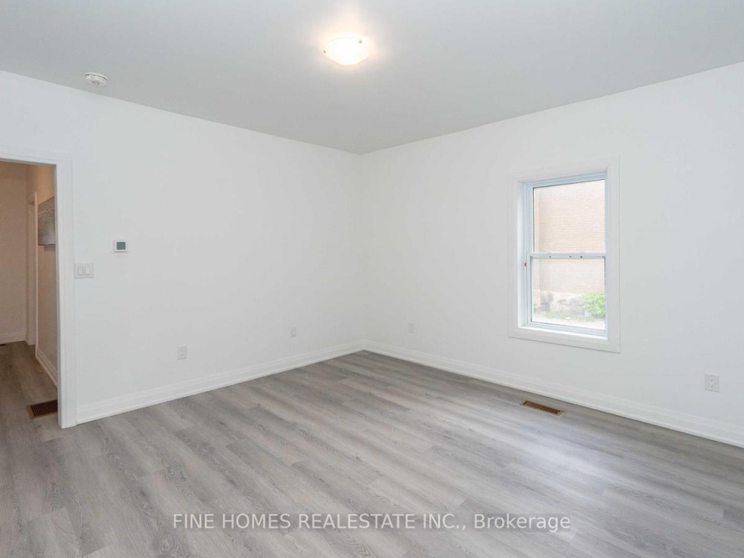119 ALBERT STREET S, 