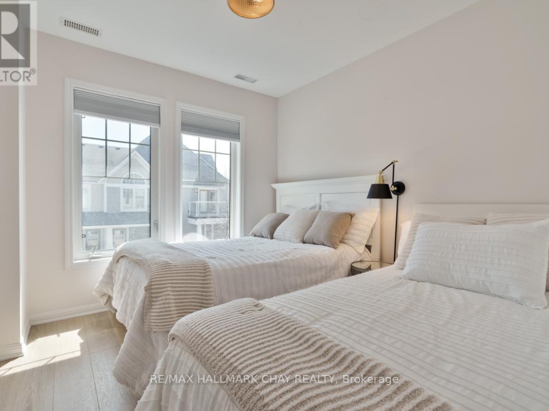 6 CARNOUSTIE LANE, Georgian Bay