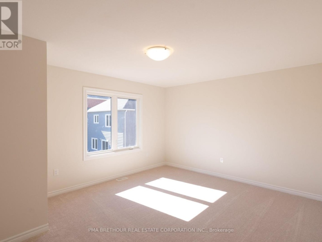 400 BEECHWOOD FOREST LANE, 