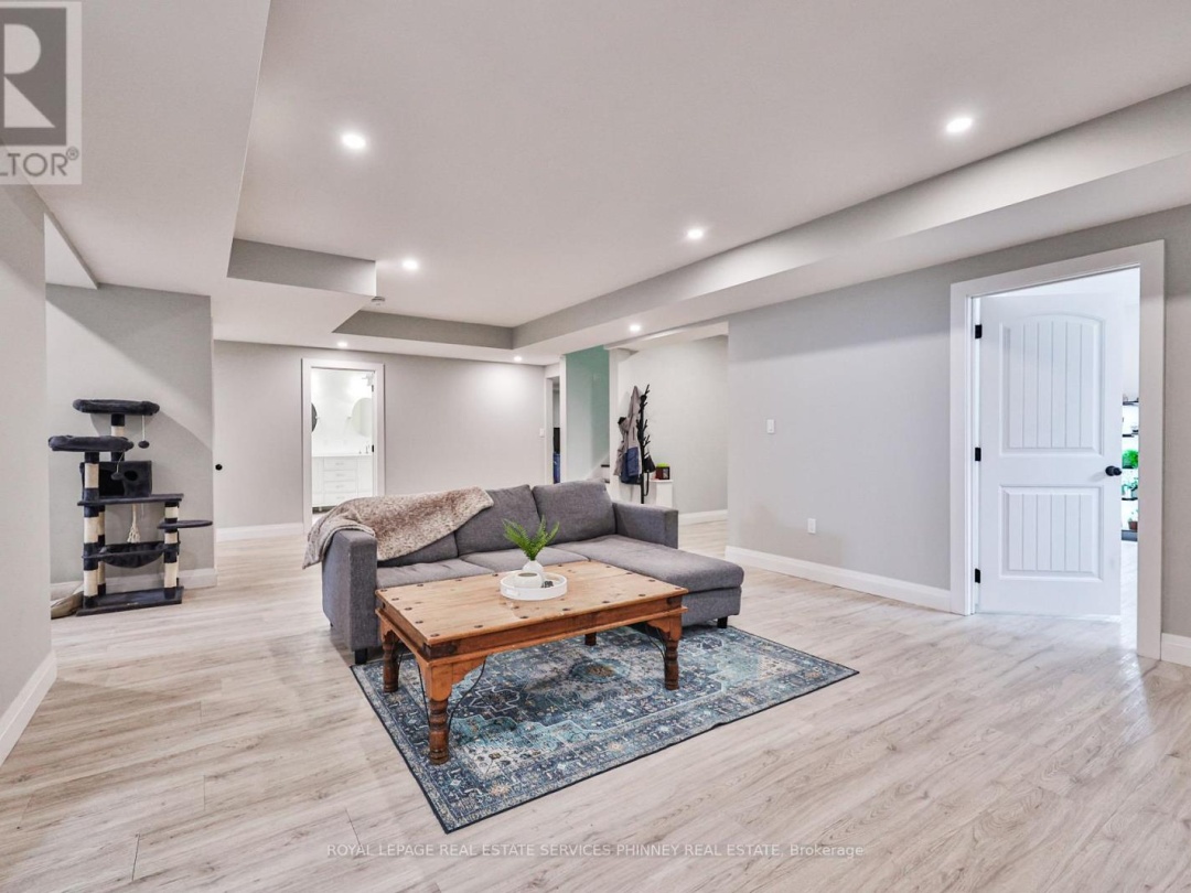 1068 XAVIER STREET, Gravenhurst (Morrison)