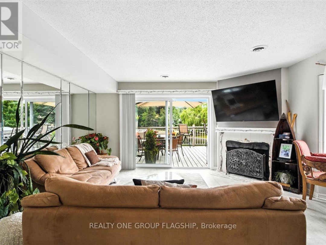 12 - 24 LAGUNA PARKWAY, Lake Simcoe