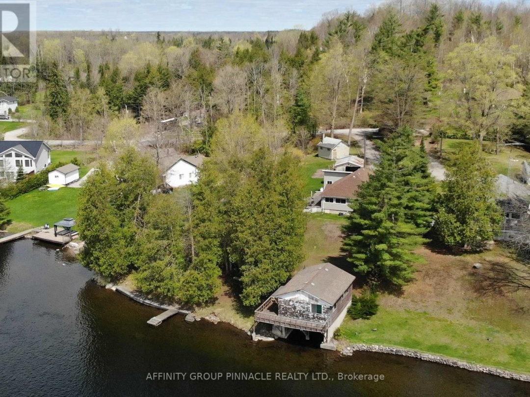 106 COLDSTREAM ROAD, Rosedale Lake