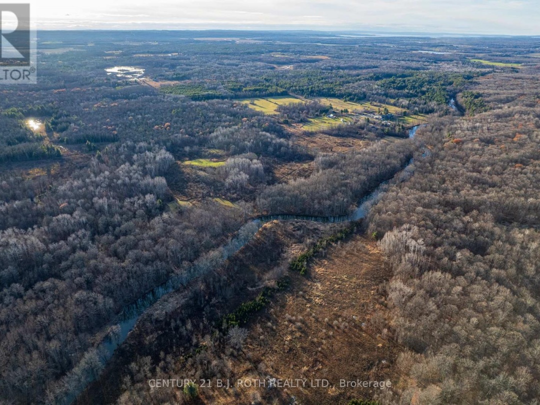 1007 MOUNT STEPHEN ROAD NE, North River