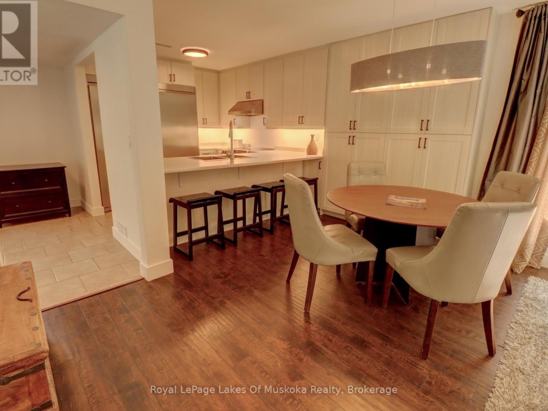 8 - 1561 HIDDEN VALLEY ROAD, 