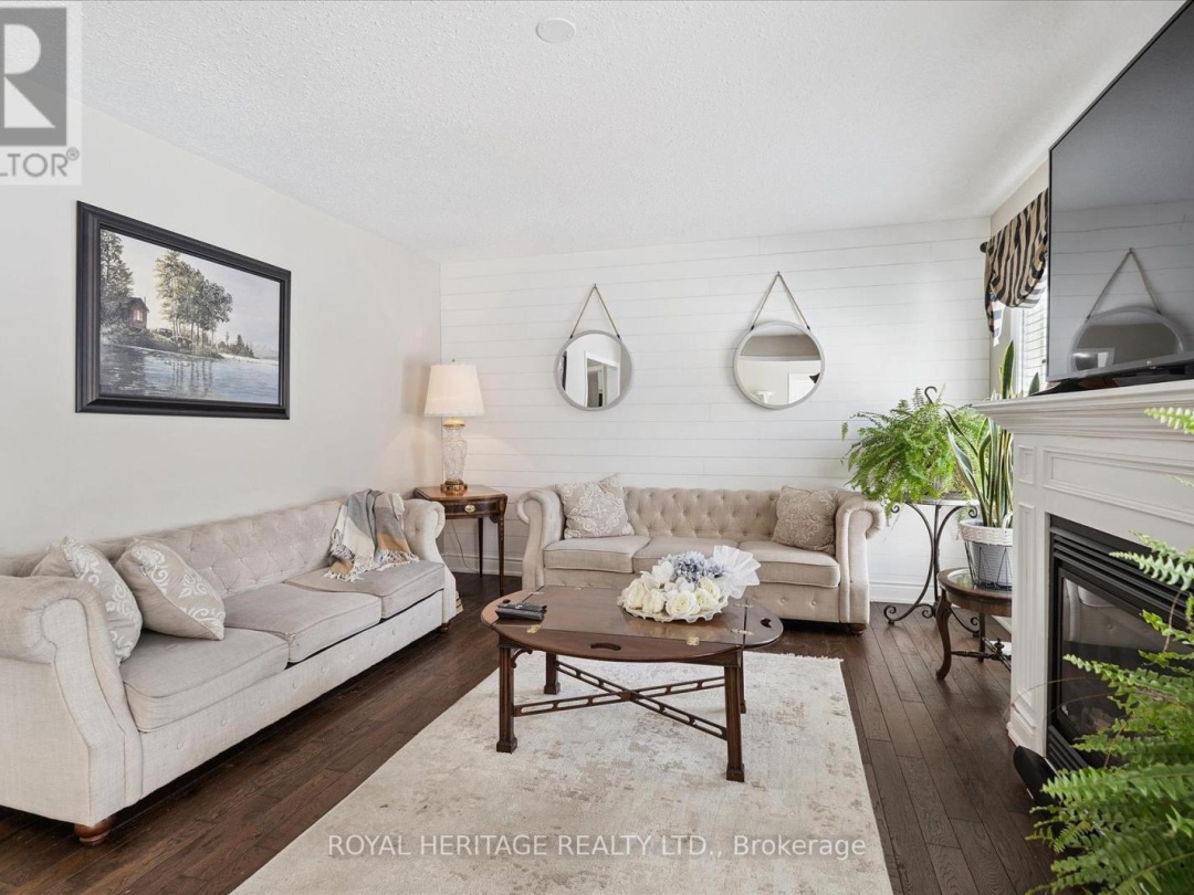 3074 EMPEROR DRIVE, Orillia