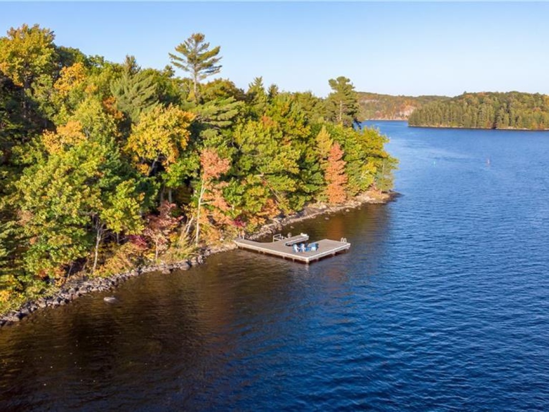 1902 Foxpoint Road, Lake Of Bays