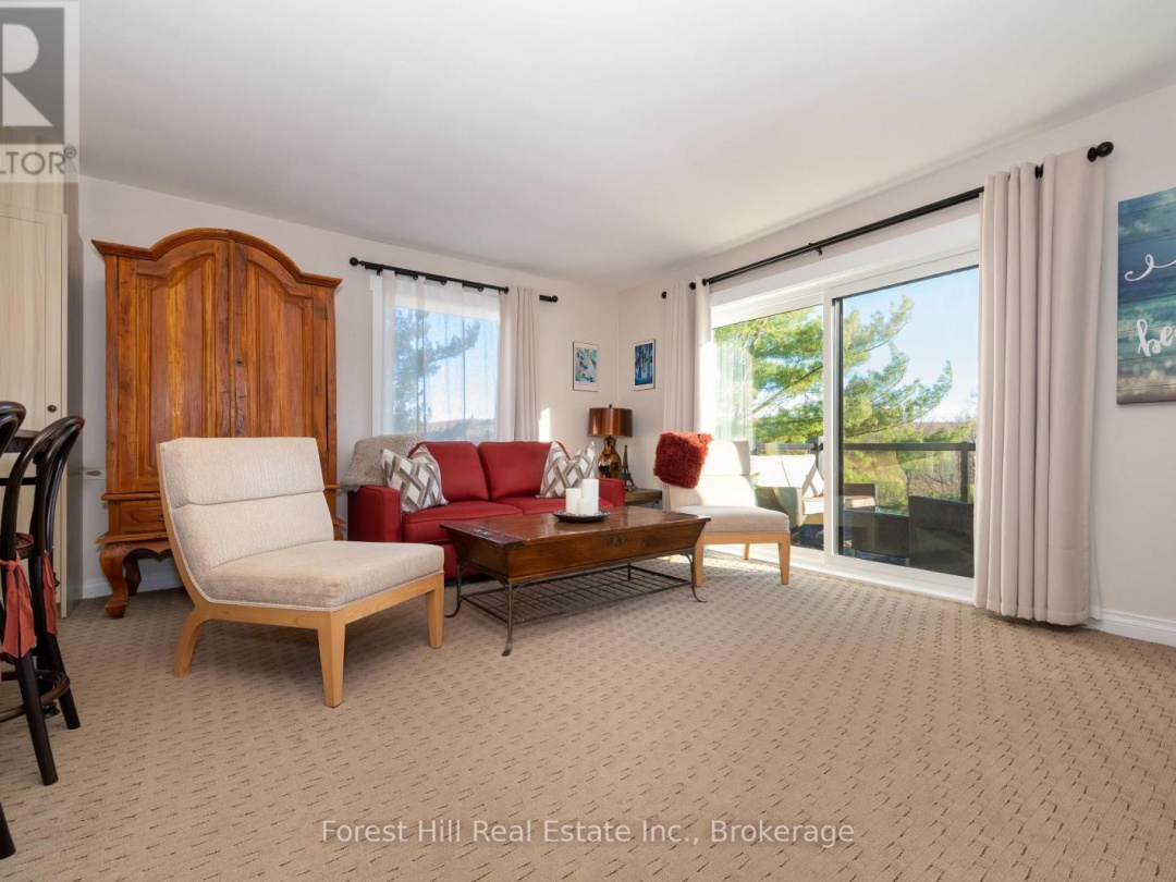 303 - 1235 DEERHURST DRIVE, Peninsula Lake