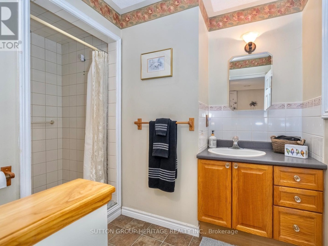 228 PIRATES GLEN DRIVE, Trent Lakes