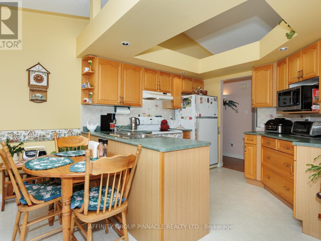 16 HILLVIEW DRIVE, Kawartha Lakes (Bobcaygeon)
