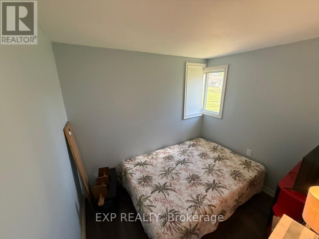 6222 BLUEBIRD STREET, Lake St. John
