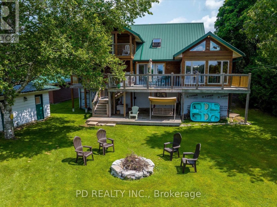48 STURGEON GLEN ROAD, Sturgeon Lake