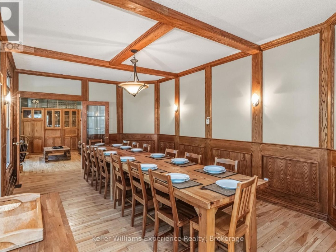 19 HURON TRAIL, Six Mile Lake