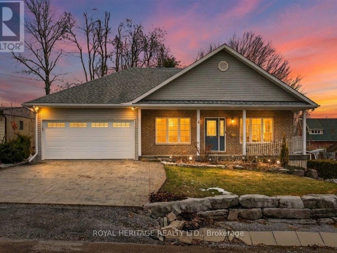 4 KENNEDY DRIVE, Kawartha Lakes (Fenelon Falls)