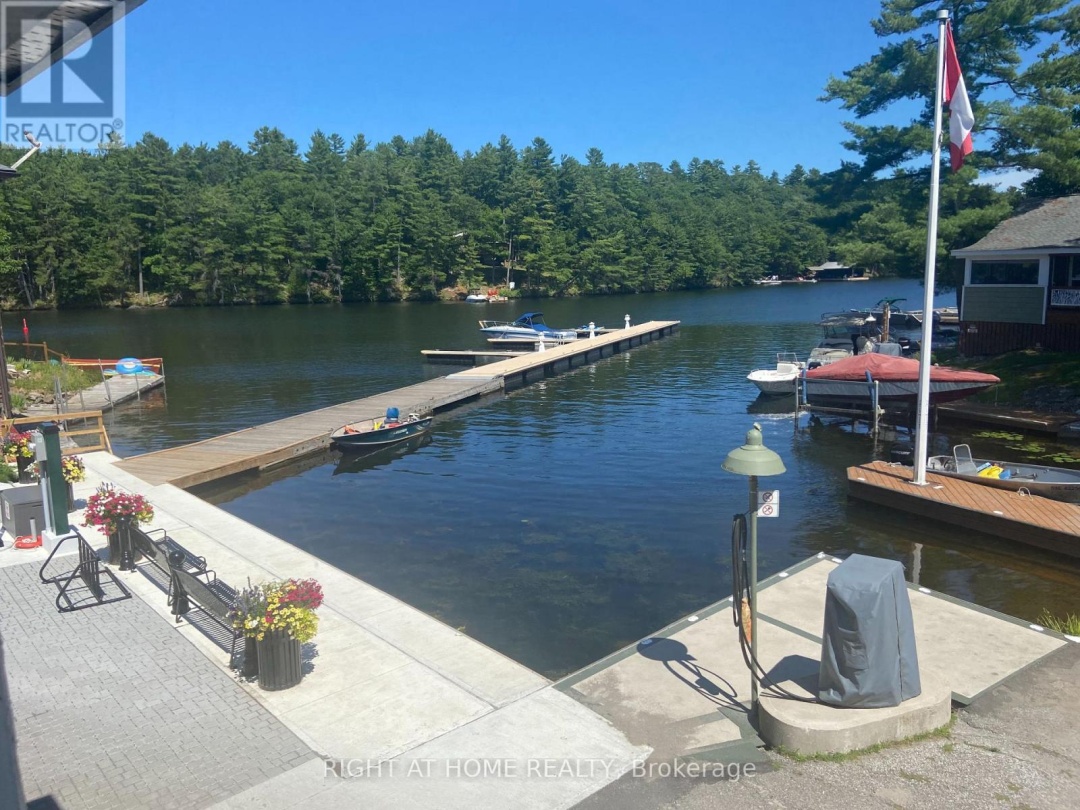 1725 EARL HAID AVENUE, Severn River
