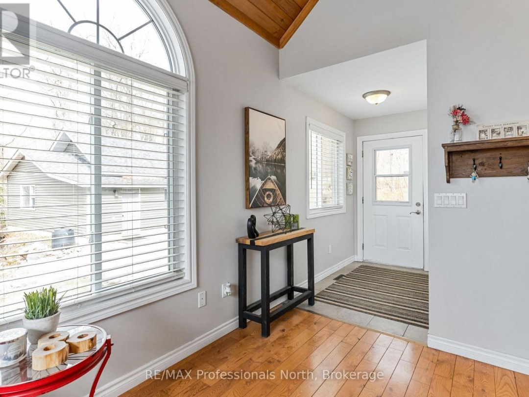 3179 TRAPPERS TRAIL, Miskwabi Lake