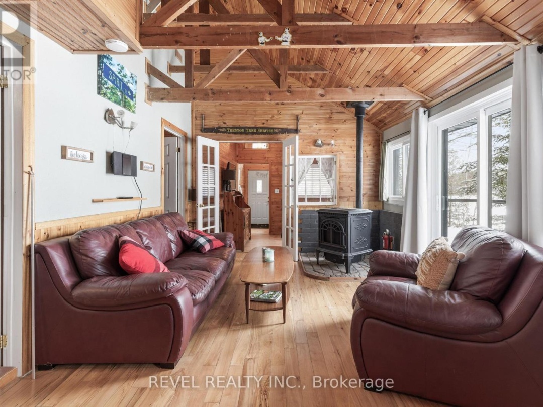 1129 LAKESHORE ROAD, Gooderham Lake