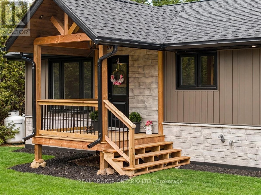 1401 NORTH SHORE ROAD, Algonquin Highlands (Stanhope)
